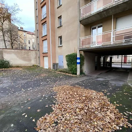 Beautiful Double Family Babyfoot 2 Parking * Нанси